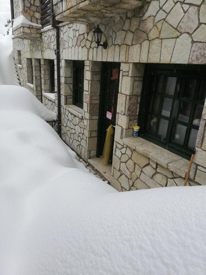 House On The Mountain Eptálofos Exterior foto